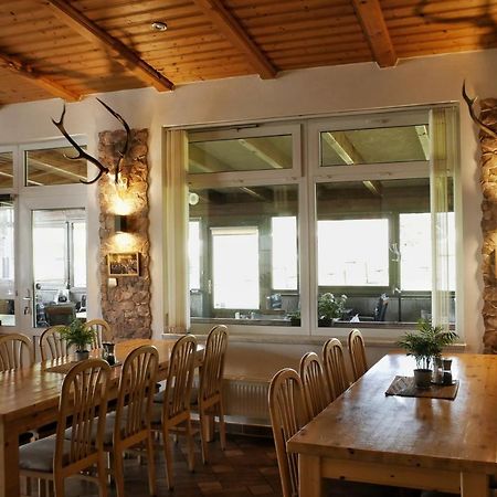 Penzion-Restaurant U Svabku ตาโคฟ ภายนอก รูปภาพ