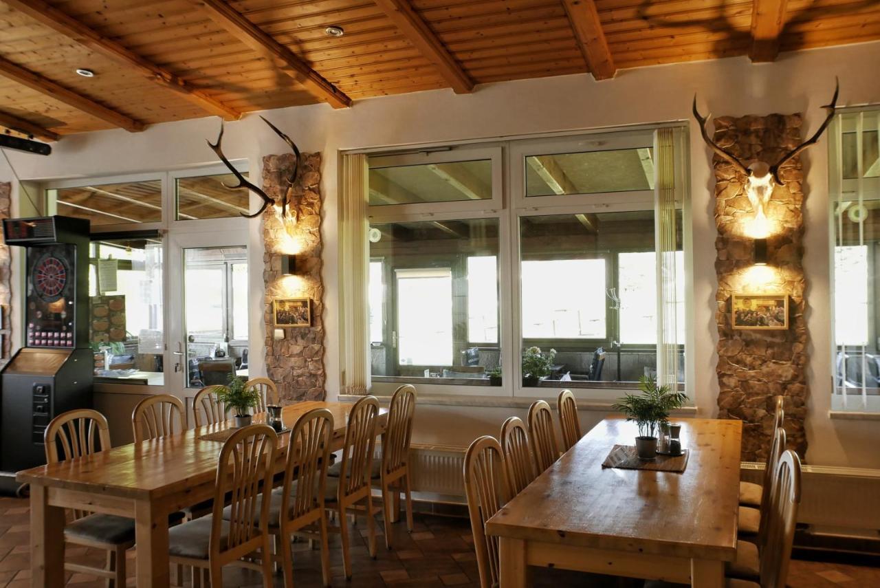 Penzion-Restaurant U Svabku ตาโคฟ ภายนอก รูปภาพ